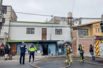 Tacna: Familia lo pierde todo en incendio de vivienda