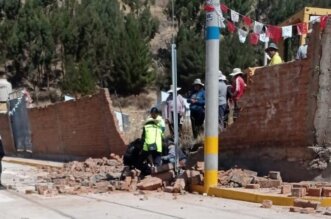 Le cae un muro y sobrevive de milagro