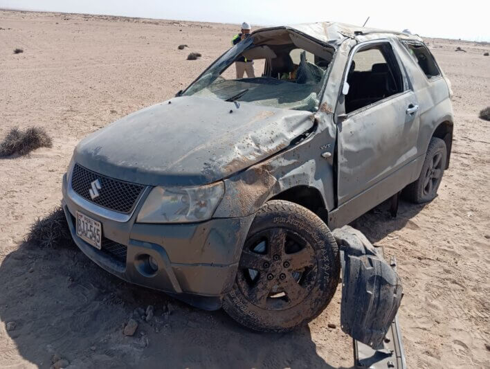 Accidente de camioneta deja dos primos heridos