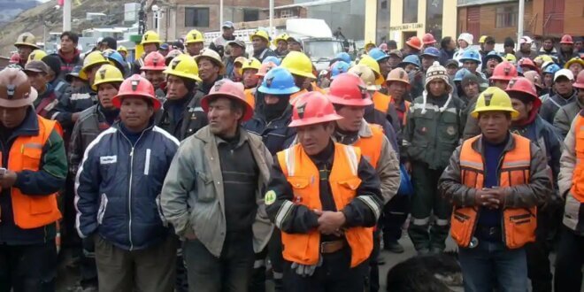 Puno: Mineros alistan movilización nacional