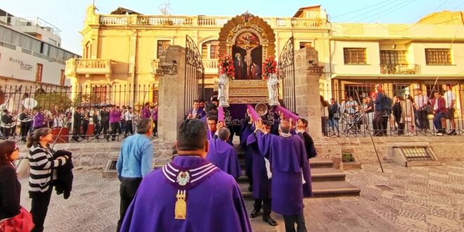 Procesión de la Cuadrilla de Niños y Jóvenes.