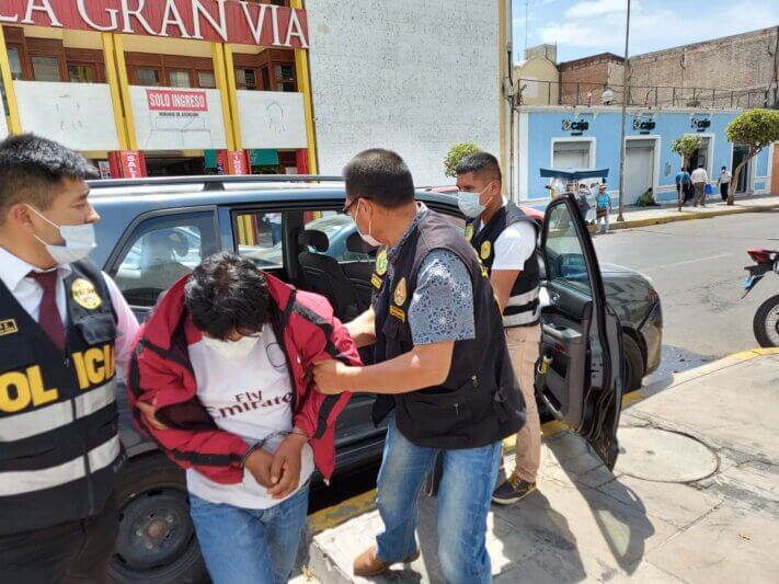 Cadena perpetua para violador de hermanas