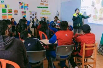 Capacitan a estudiantes de Puno.