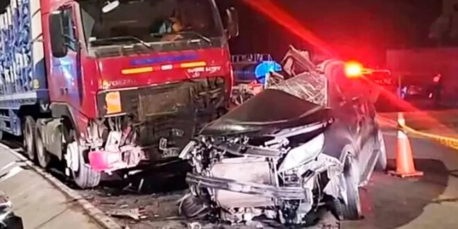 Accidente en Carretera Central: Padre fallece y su hijo queda herido tras chocar su auto contra un tráiler