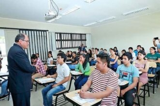 Bachillerato automático para universitarios y egresados.