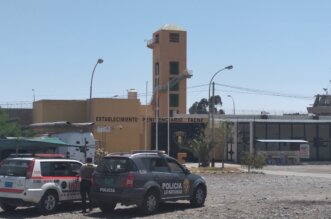 Encarcelan a comerciante por tocamientos a menor