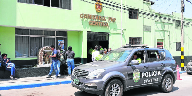 Cae policía de comisaría Central tras cobrar "coima"