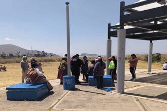 Se originó un tumulto hasta la llegada de la Policía.