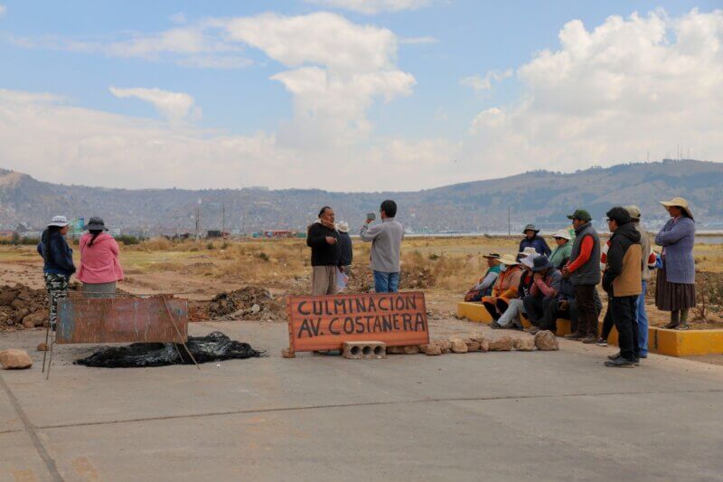 Puno: Costanera Sur sigue bloqueada por vecinos