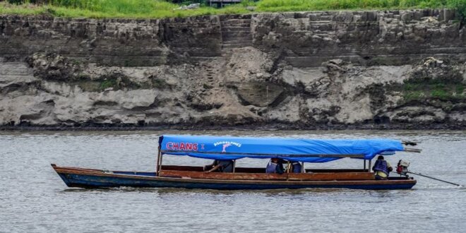 El río Amazonas, en Colombia, registra una de las sequías más severas de los últimos años.