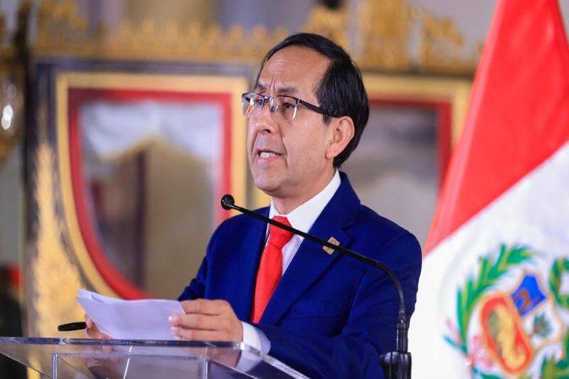 Freddy Hinojosa.
