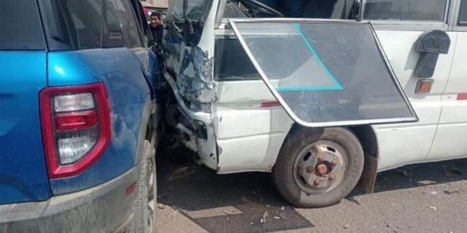 Puno: Accidente de tránsito entre una unidad de transporte público y vehículo