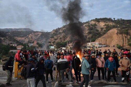 Bloqueo del Puente Parotani