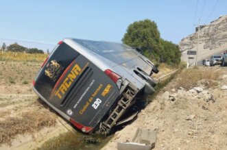 Accidente de bus en la vía Costanera deja más de 15 heridos, 8 en estado grave