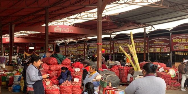 Precios de alimentos se mantienen en el principal centro de abasto de Tacna.