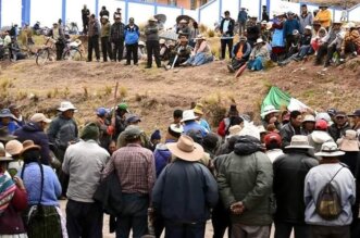 Más de 25 mil pobladores beben agua contaminada