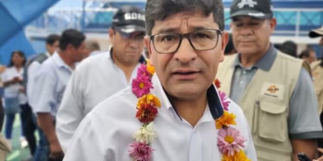 El gobernador de Arequipa está inmerso en nepotismo