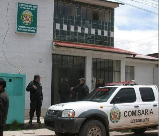 Colombiana muere en una comisaría