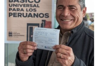 Ingreso Básico Universal para peruanos