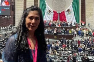 Lilia Paredes asistió al cambio de mando en México.