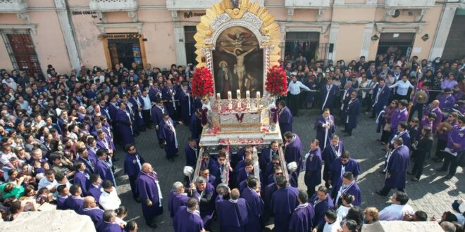 Señor de los Milagros de Arequipa.