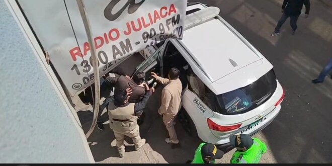 Protesta en Juliaca: Dirigentes exigen respuestas a congresistas de Puno por su incapacidad en la gestión regional