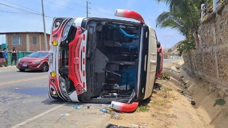 Tumbes: maestra fallece y varios alumnos resultan heridos en viaje de promoción