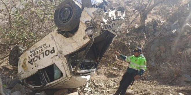 Dos policías resultan heridos de gravedad tras caer al abismo en Ayabaca