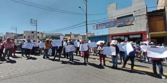 Reclamaron a las autoridades por querer interferir en el inicio de la obra.