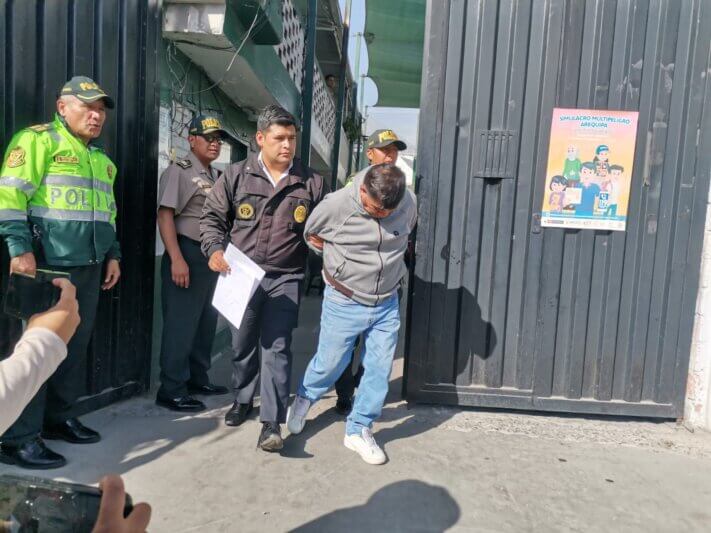 'Chamán' es acusado de hacer tocamientos