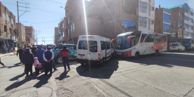 Niños se salvan de milagro en choque