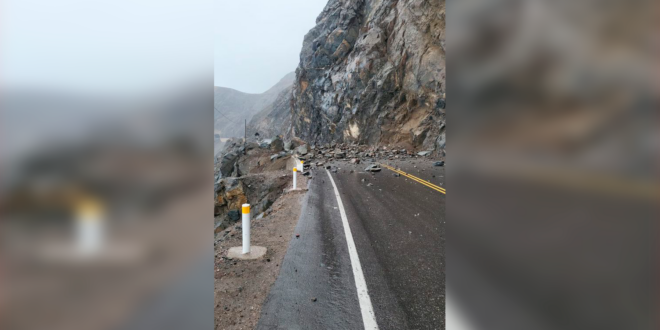 panamericana bloqueada por caida de rocas 10 octubre atico cocona