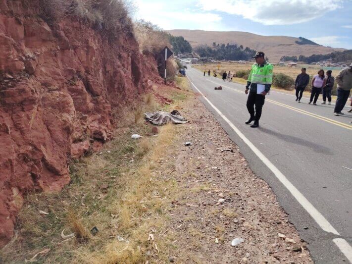 Chofer se da a la fuga tras atropellar a varón