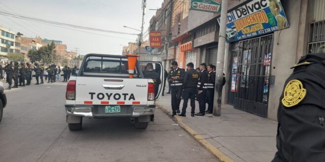 4. RECONSTRUCCION EM MEDIO DE PROTESTAS