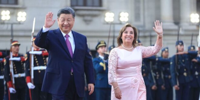 Dina Boluarte y Xi Jinping.