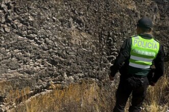 Lo hallan sin vida en barranco