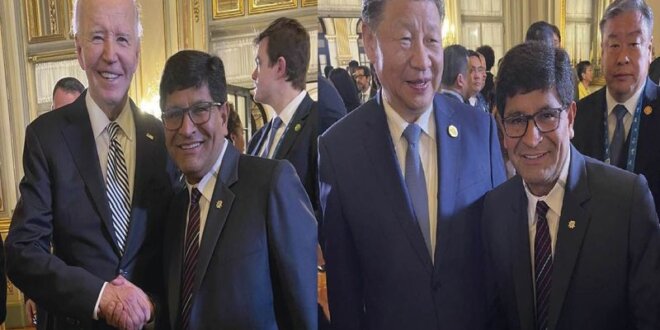 Rohel Sánchez con el presidente de EE. UU. y China.