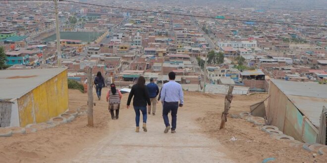 Asociaciones asentadas en el Cerro Intiorko.