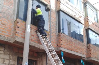 Zozobra por incendio de vivienda en Ilave 1