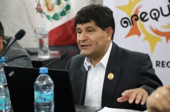 Autoridad participó ayer en sesión ordinaria del Consejo Regional de Arequipa.