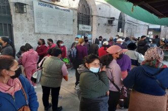 Pacientes de la región son perjudicados por paralización del personal médico.