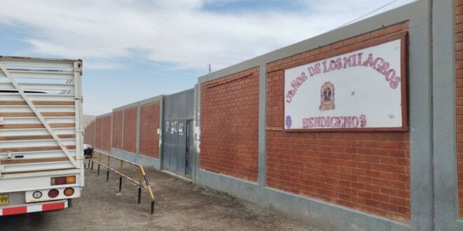 Sector Educación señala que estudiante rompió una regla y una esquirla cayó al agraviado.