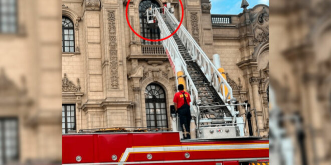 Usan grúa de los Bomberos.