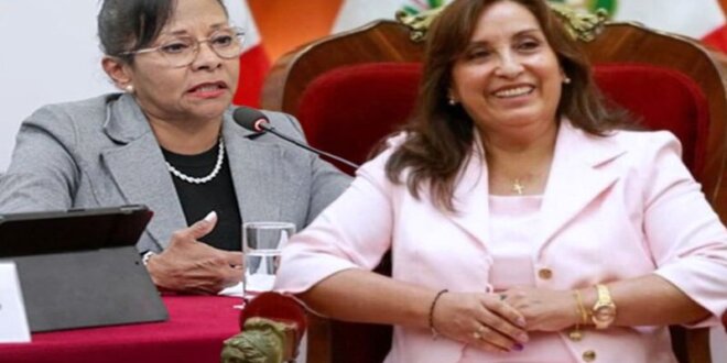 Ministra de la Mujer y Dina Boluarte.