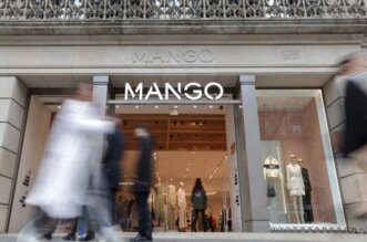 Muere el fundador de cadena de moda Mango en un accidente en España.