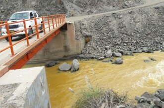 Contaminación en río Coralaque.