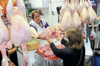 El pavo horneado es un plato tradicional en la Nochebuena.