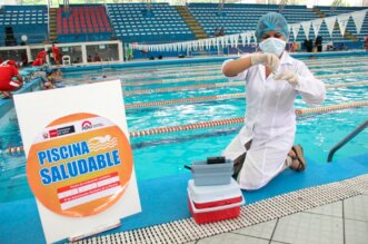 Bañistas tienen que buscar piscinas que cumplan todas las condiciones de salud.