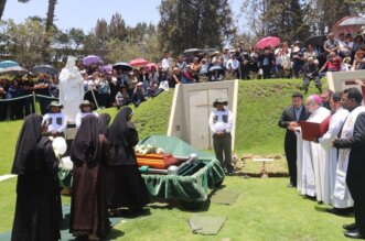 Padre Zacarías Kumaramangalam, rector del Santuario de Chapi.