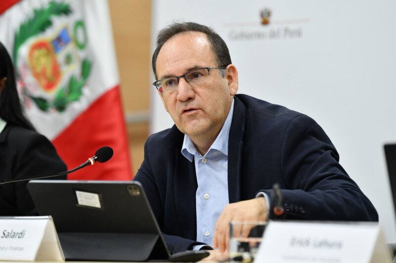 José Salardi, ministro de Economía.